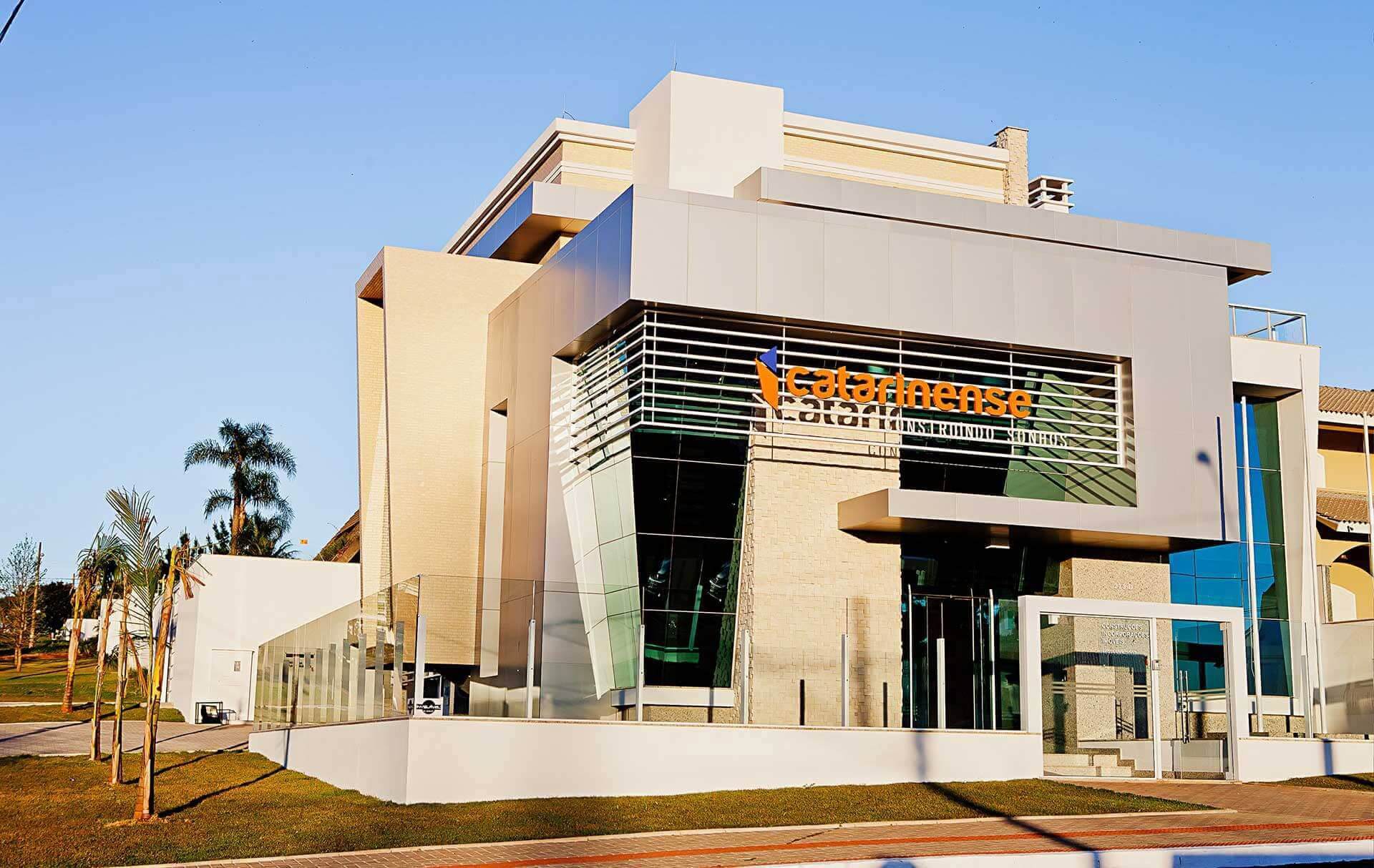 Construtora Catarinense: Onde construir é mais que um ofício, é uma paixão Construtora Catarinense: Onde construir é mais que um ofício, é uma paixão