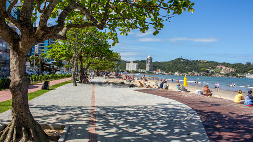 Três praias em Itapema que você precisa conhecer