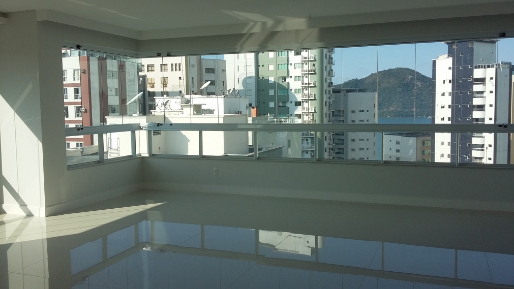 Apartamento à Venda Quadra Mar em Centro - Balneário Camboriú - Santa Catarina - Cidade Jardim em Balneário Camboriú 