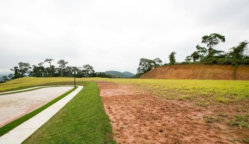 Terreno à Venda em Centro - Guabiruba - Santa Catarina - Terreno à venda em Brusque