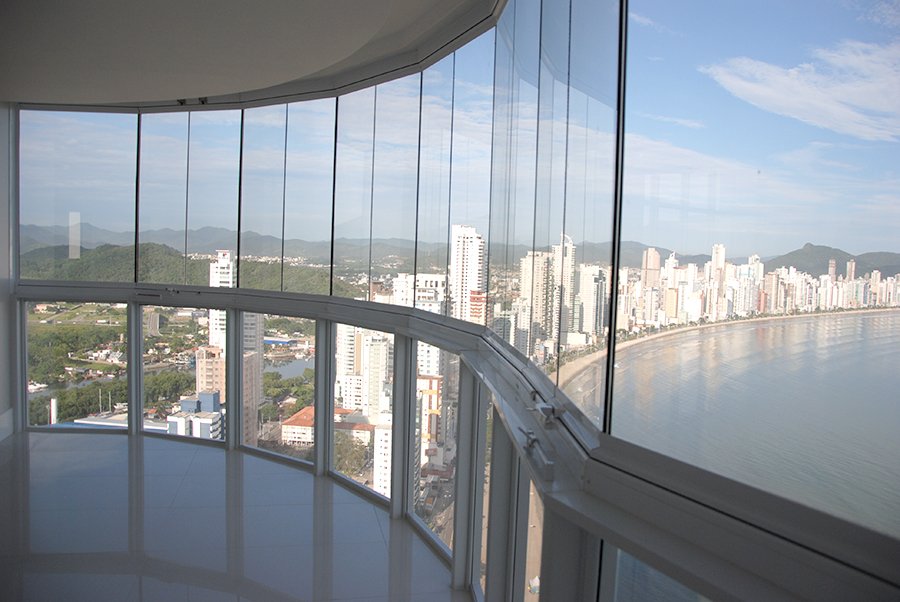 APARTAMENTO CENTRO BALNEÁRIO CAMBORIÚ