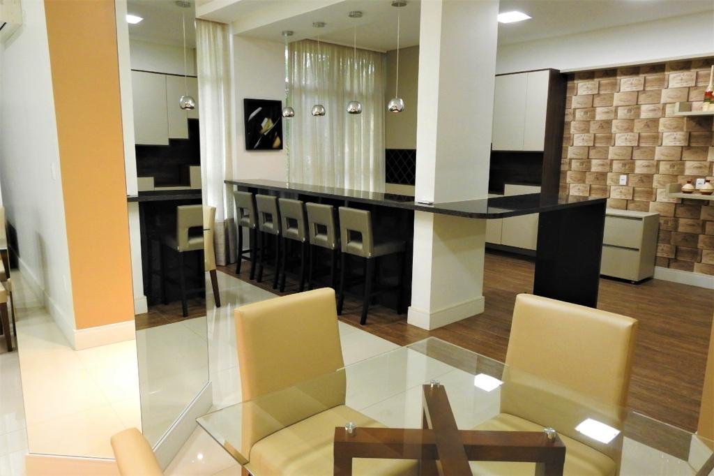 APARTAMENTO CENTRO BALNEÁRIO CAMBORIÚ