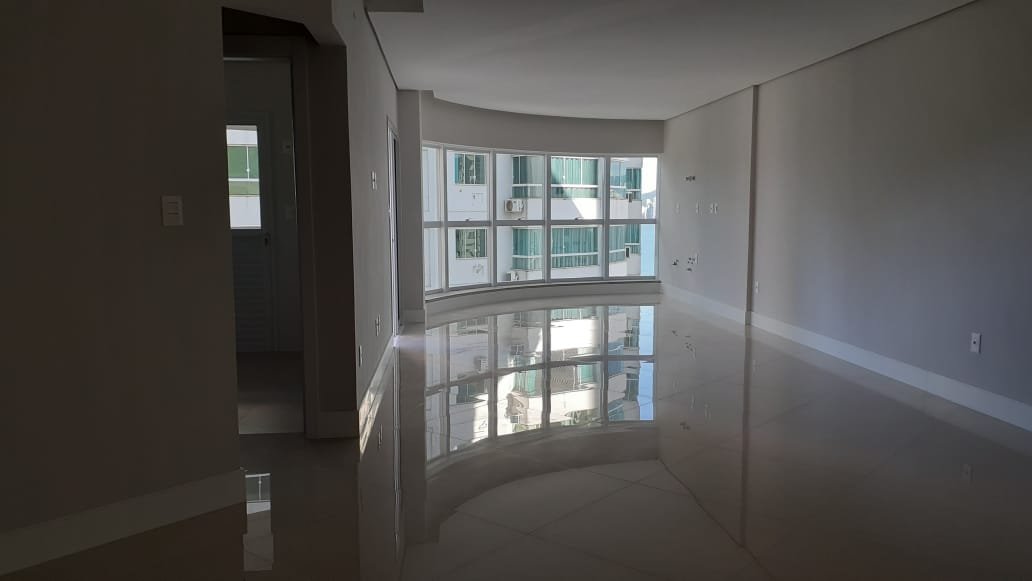 APARTAMENTO NO PIONEIROS BALNEÁRIO CAMBORIÚ 