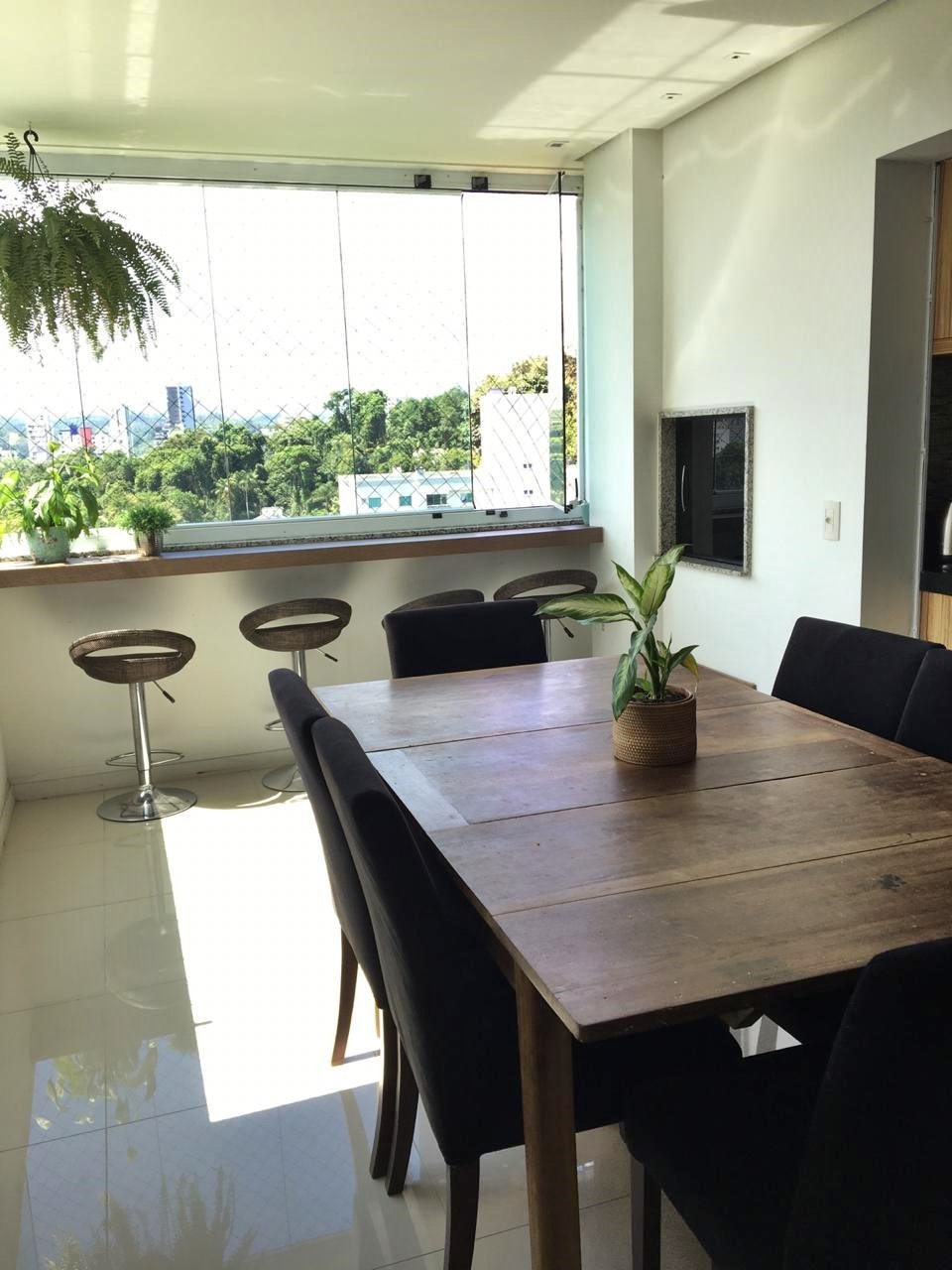 APARTAMENTO SEMI MOBILIADO NO SÃO LUIZ