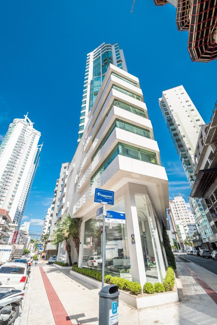 APARTAMENTO EM BALNEÁRIO CAMBORIÚ