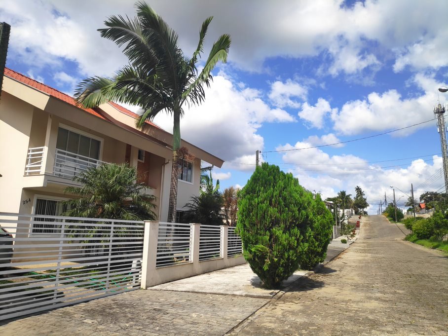 Casa à Venda em Jardim Maluche - Brusque - Santa Catarina - Casa à venda em Brusque