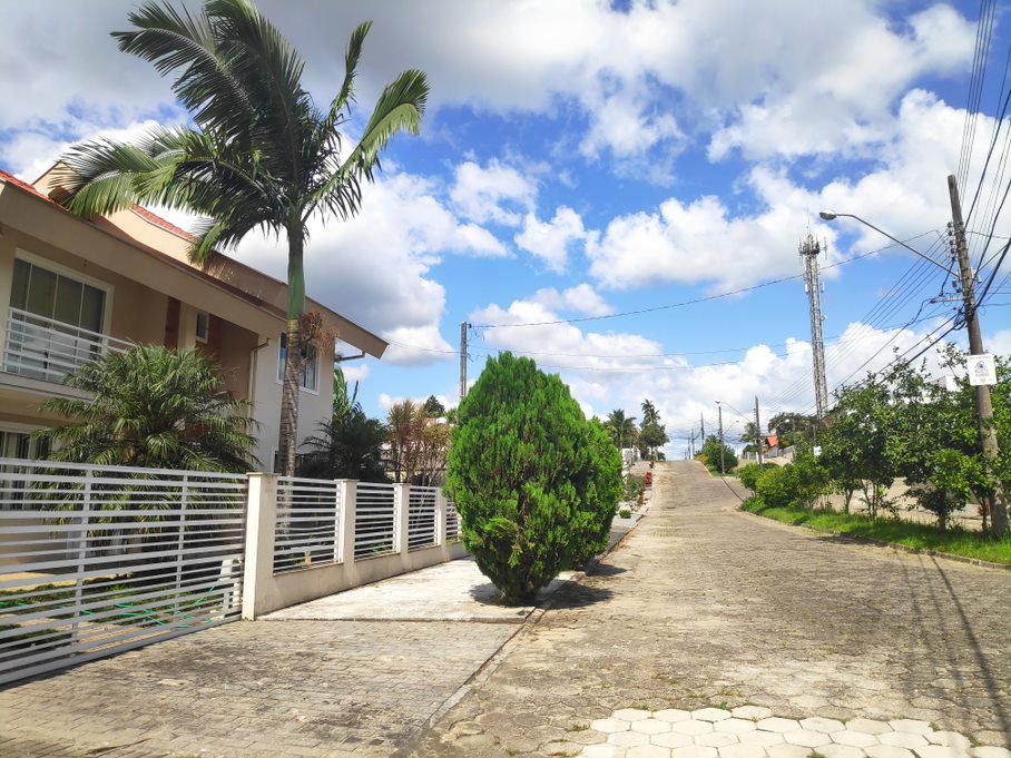 Casa à Venda em Jardim Maluche - Brusque - Santa Catarina - Casa à venda em Brusque