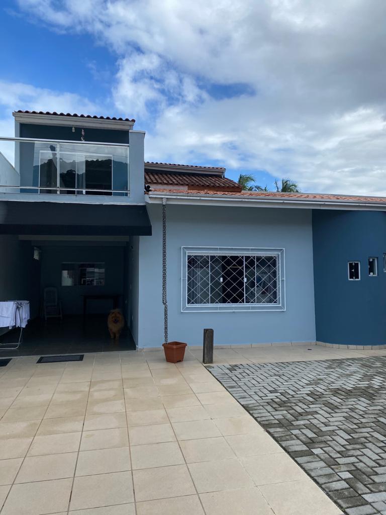 Casa à Venda em Barra - Balneário Camboriú - Santa Catarina - Casa em Balneário Camboriu