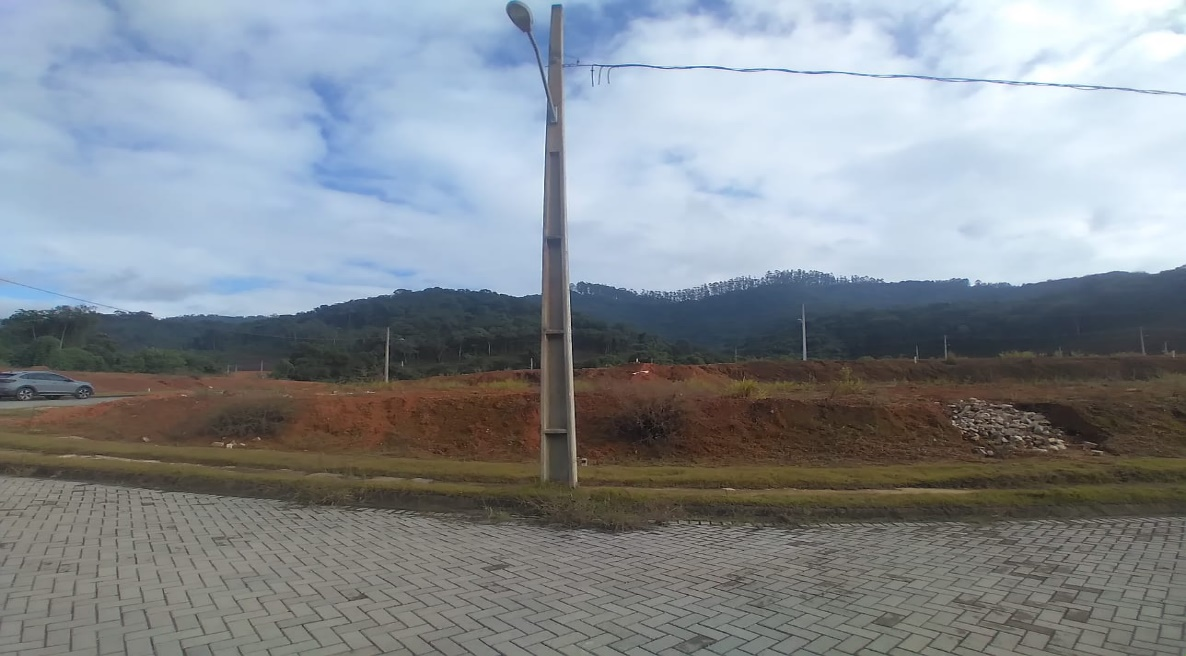 Terreno à Venda em Dom Joaquim - Brusque - Santa Catarina - Loteamento Jardim das Hortênsias em Brusque