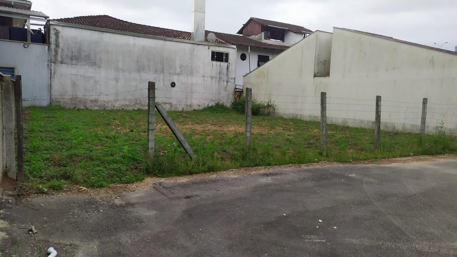 Terreno à Venda em Centro - Brusque - Santa Catarina - Terreno à venda em Brusque