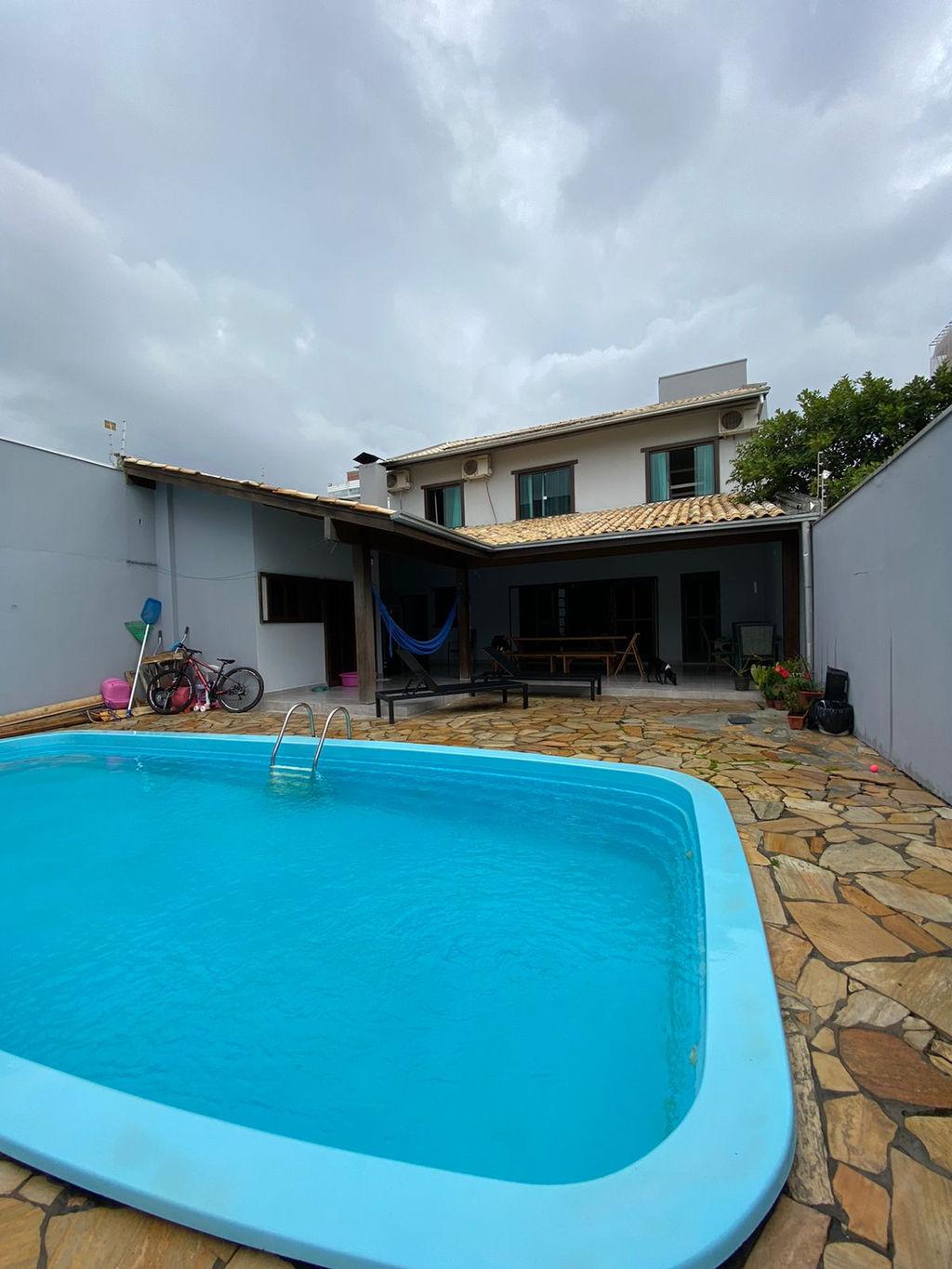 Casa à Venda em São João - Itajaí - Santa Catarina - Casa São João