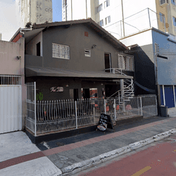 Sala Comercial à Venda em Centro - Balneário Camboriú - Santa Catarina - Casa comercial à venda em Balneário Camboriú