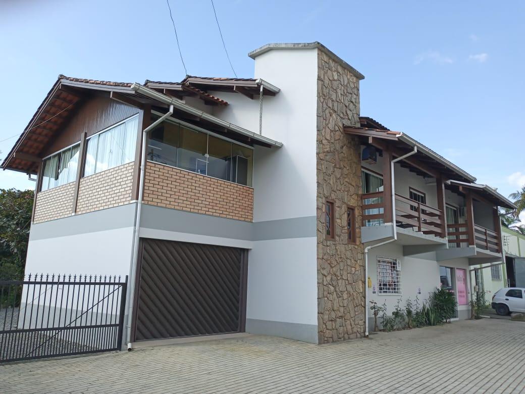 Casa à Venda em Dom Joaquim - Brusque - Santa Catarina