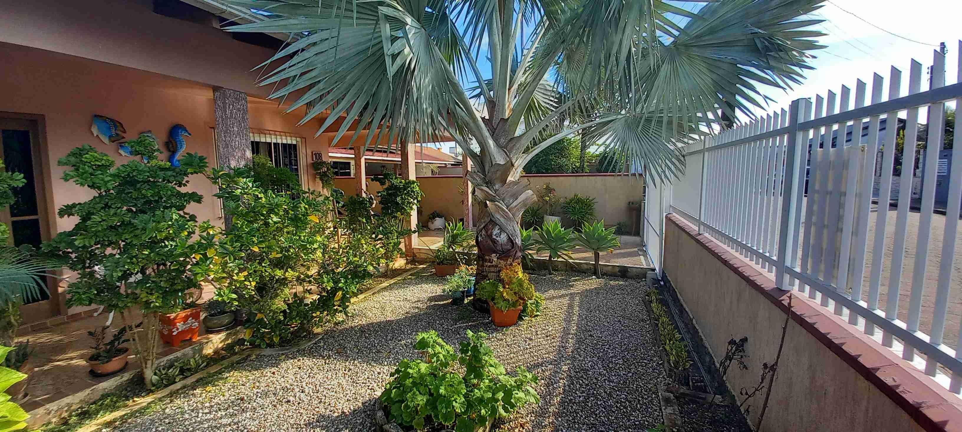 Casa à Venda Próximo ao Mar em Armação - Penha - Santa Catarina