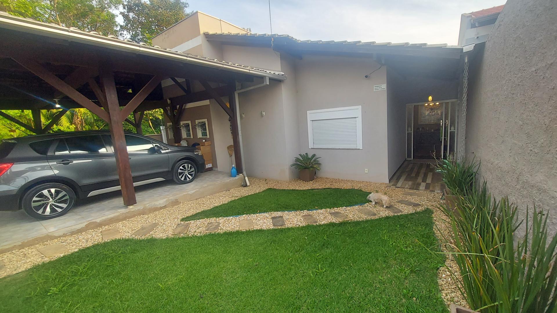 Casa à Venda em Velha - Blumenau - Santa Catarina - Casa à venda no Bairro Velha, em Blumenau