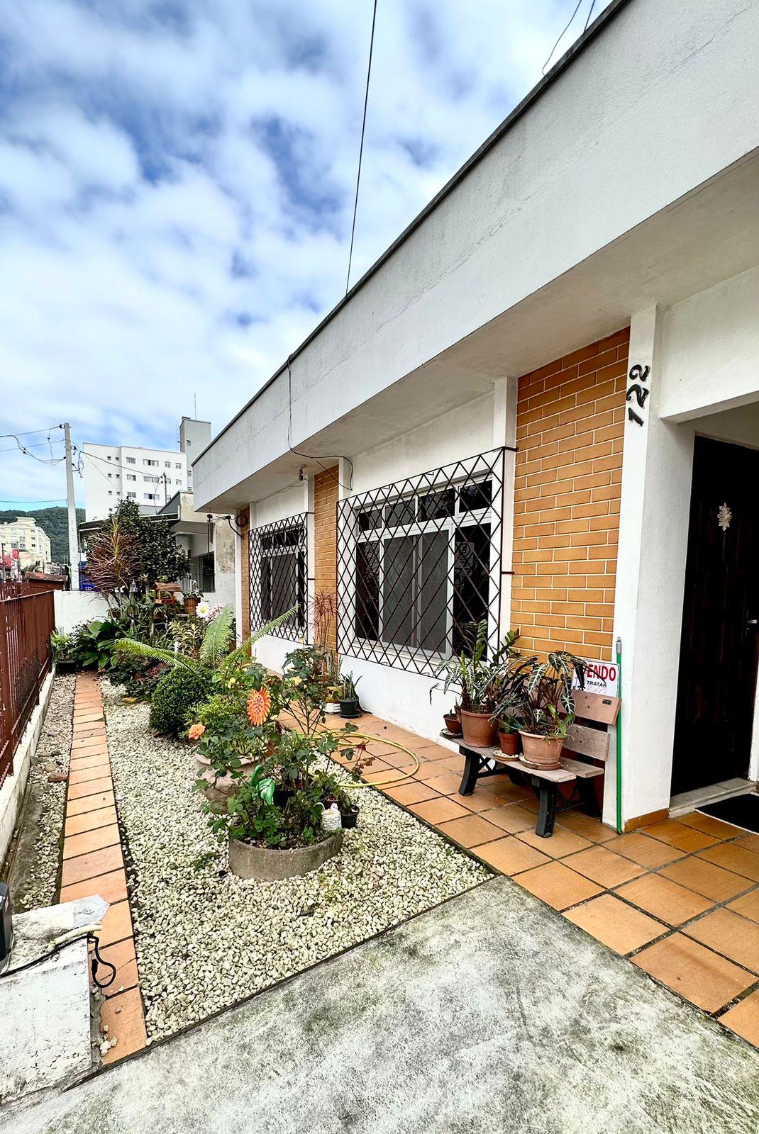 Casa à Venda em Nações - Balneário Camboriú - Santa Catarina - casa a venda em Balneário Camboriú