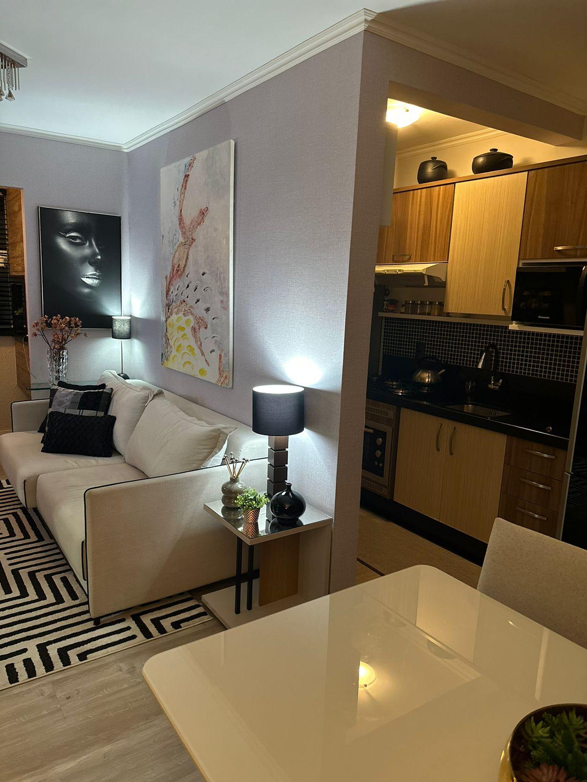 Apartamento à Venda em Espinheiros - Itajaí - Santa Catarina - Residencial Carolina Dalçoquio