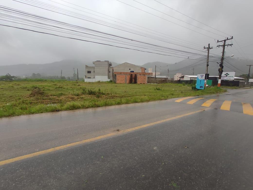 Terreno à Venda em Rio Pequeno - Camboriú - Santa Catarina - LOTEAMENTO JARDIM VENEZA - CAMBORIU