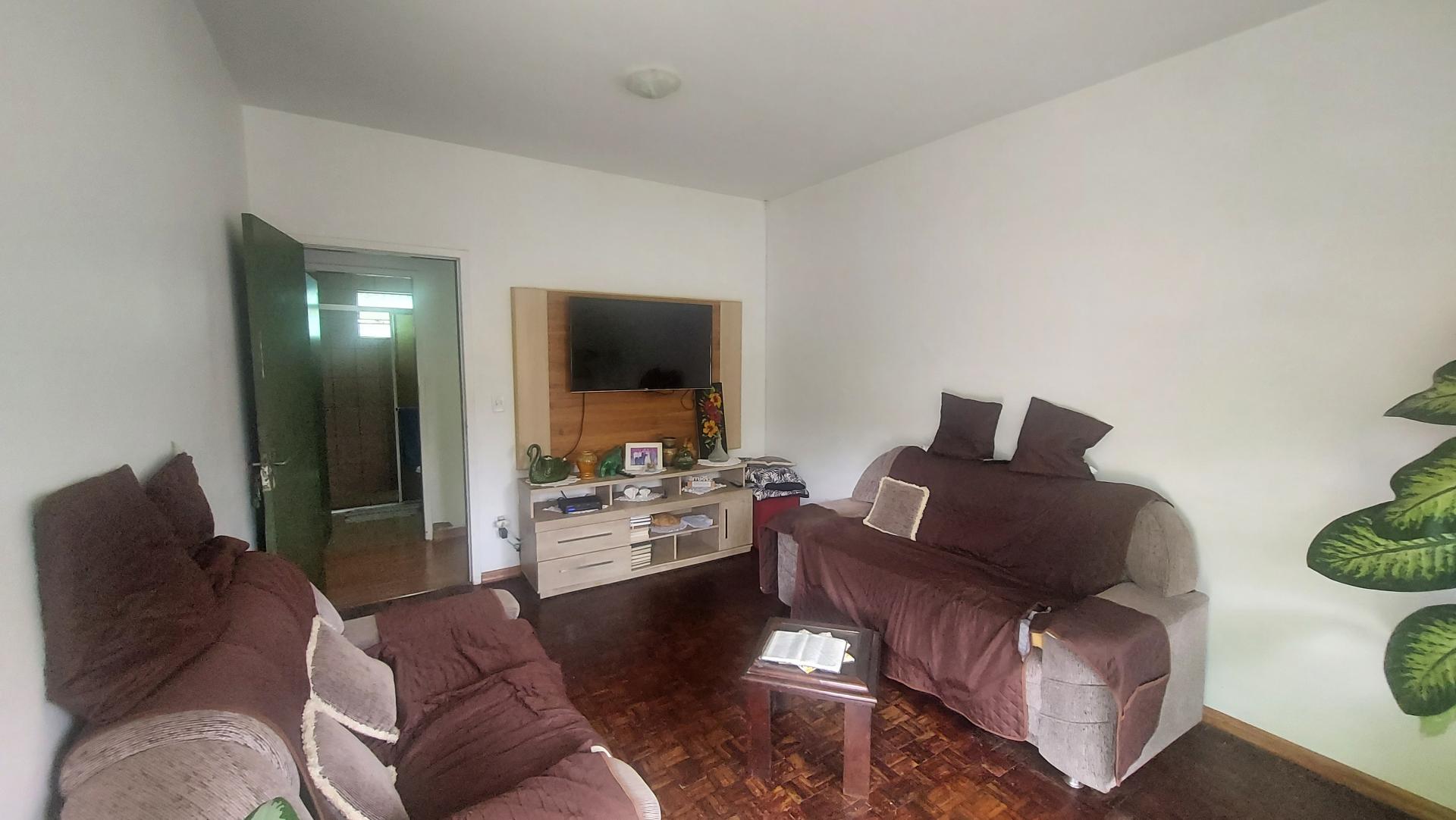 Casa à Venda em Velha Central - Blumenau - Santa Catarina - Casa à venda no Bairro Velha Central, em Blumenau 