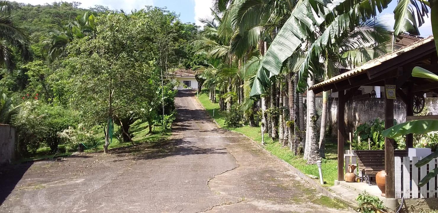 Terreno à Venda em Espinheiros - Itajaí - Santa Catarina