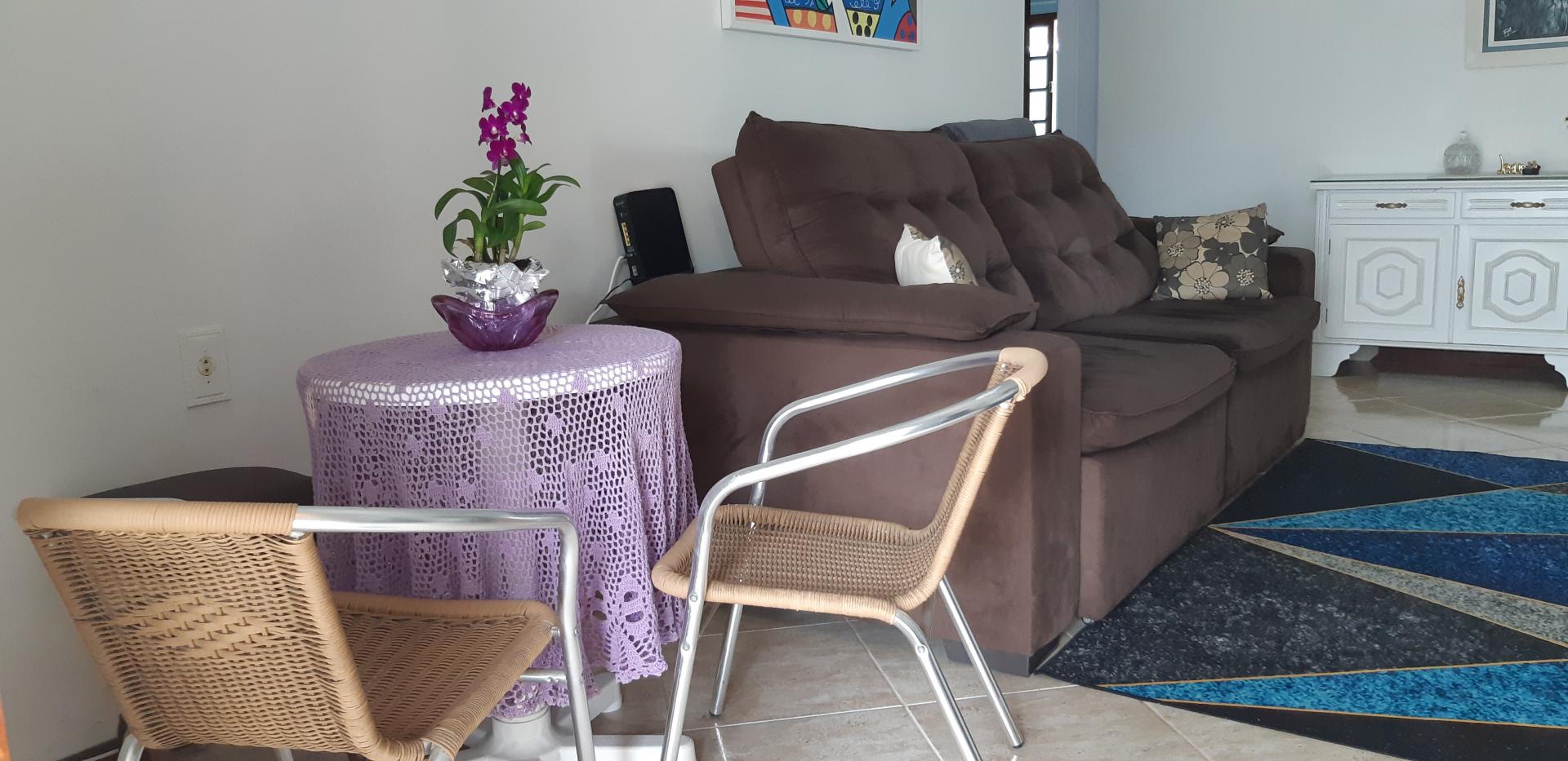 Casa em Condomínio à Venda Próximo ao Mar em Ingleses do Rio Vermelho - Florianópolis - Santa Catarina - Casa á venda nos Ingleses do Rio Vermelho