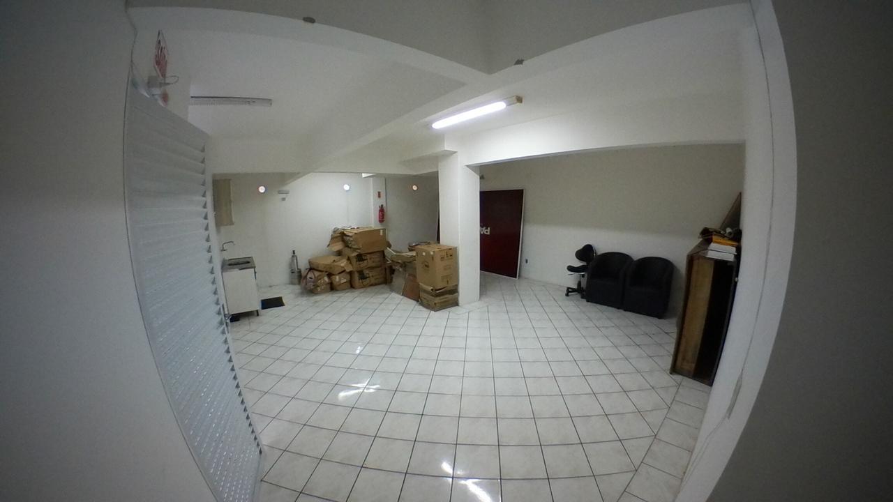 Sala Comercial à Venda em Bombas - Bombinhas - Santa Catarina - Ed. Maria Madalena