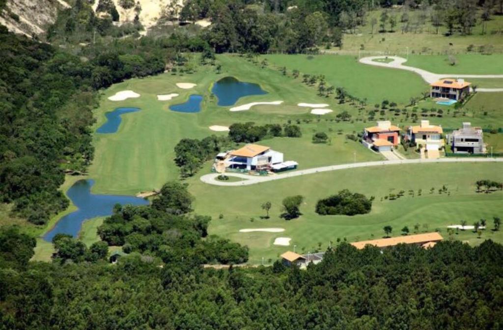 Terreno em Condomínio à Venda em Ingleses do Rio Vermelho - Florianópolis - Santa Catarina - Terreno a venda no Costão Golf