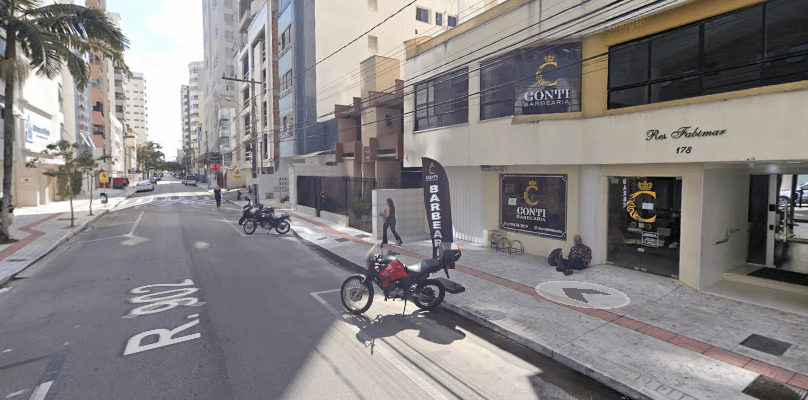 Sala Comercial à Venda em Centro - Balneário Camboriú - Santa Catarina - SALA COMERCIAL A VENDA EM BALNEARIO CAMBORIU