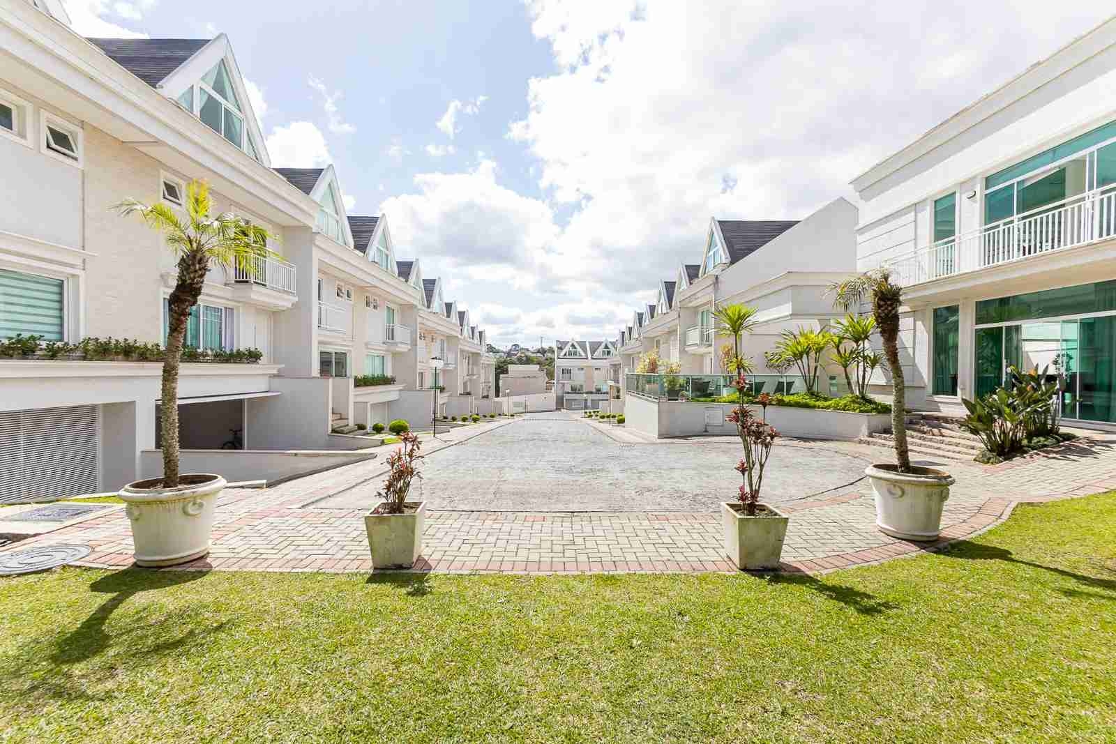 Casa em Condomínio à Venda - Curitiba - Paraná - Barigui Hills