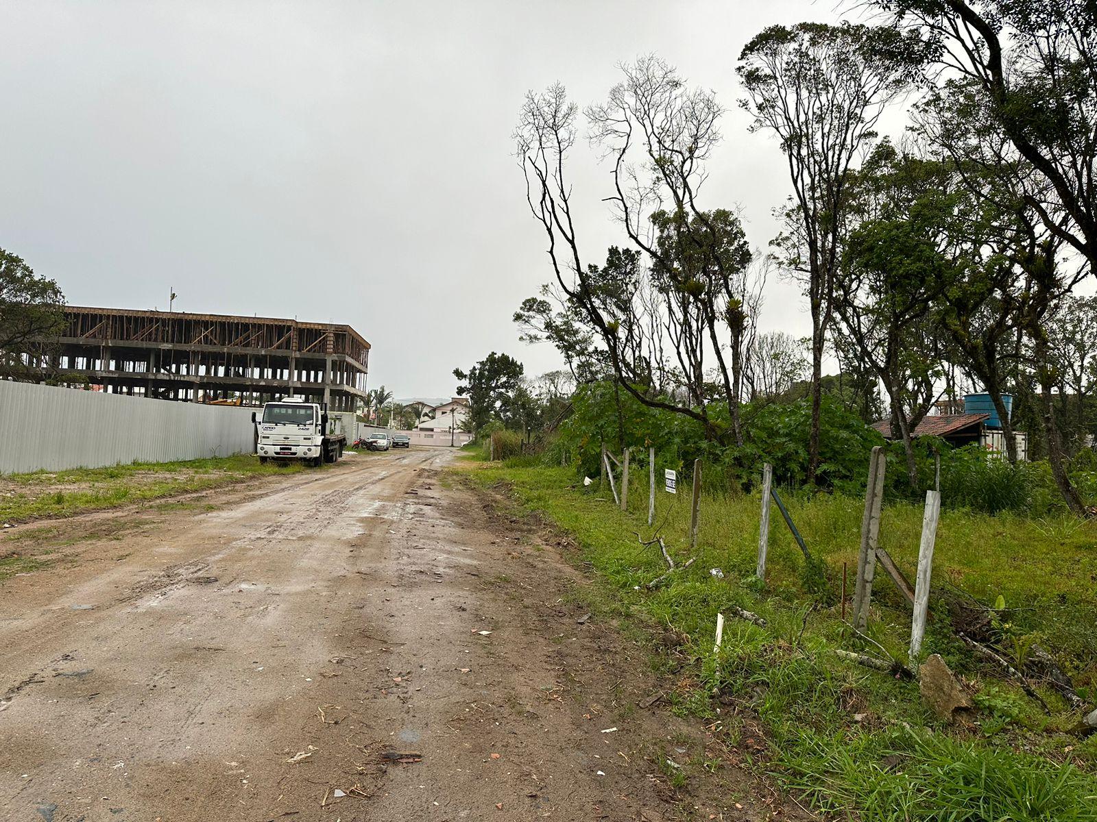 Terreno à Venda em Canto Grande - Bombinhas - Santa Catarina - TERRENO A VENDA EM BOMBINHAS