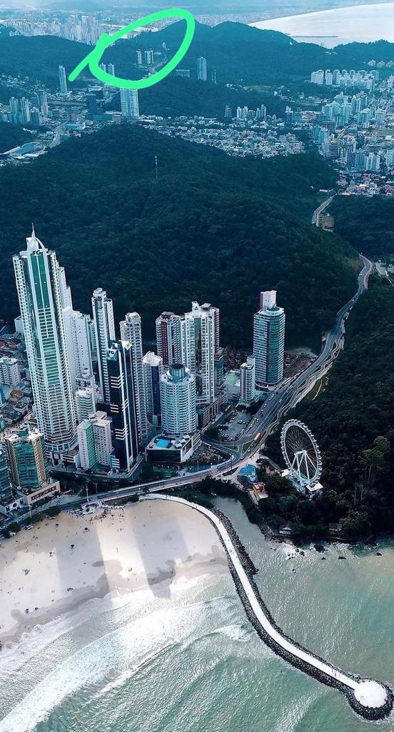 Apartamento à Venda em Praia Brava - Itajaí - Santa Catarina - Apto à venda na Praia Brava -Vista para o Mar