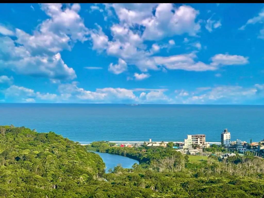 Apartamento à Venda em Praia Brava - Itajaí - Santa Catarina - Apto à venda na Praia Brava -Vista para o Mar