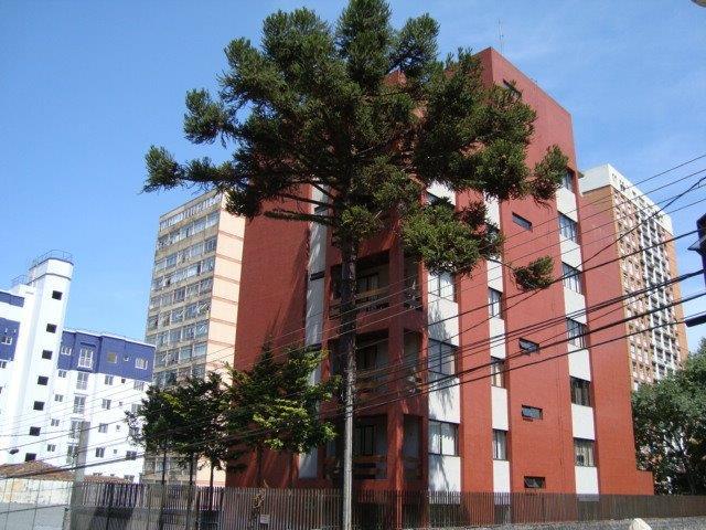 Apartamento à Venda em Centro - Curitiba - Paraná - APARTAMENTO A VENDA EM CURITIBA