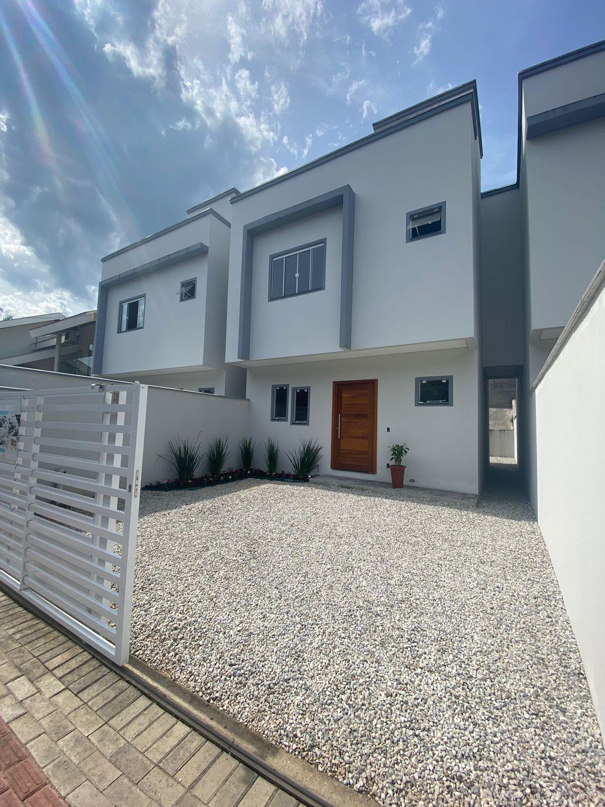 Casa Geminada à Venda em Souza Cruz - Brusque - Santa Catarina - CASA GEMINADA A VENDA EM BRUSQUE