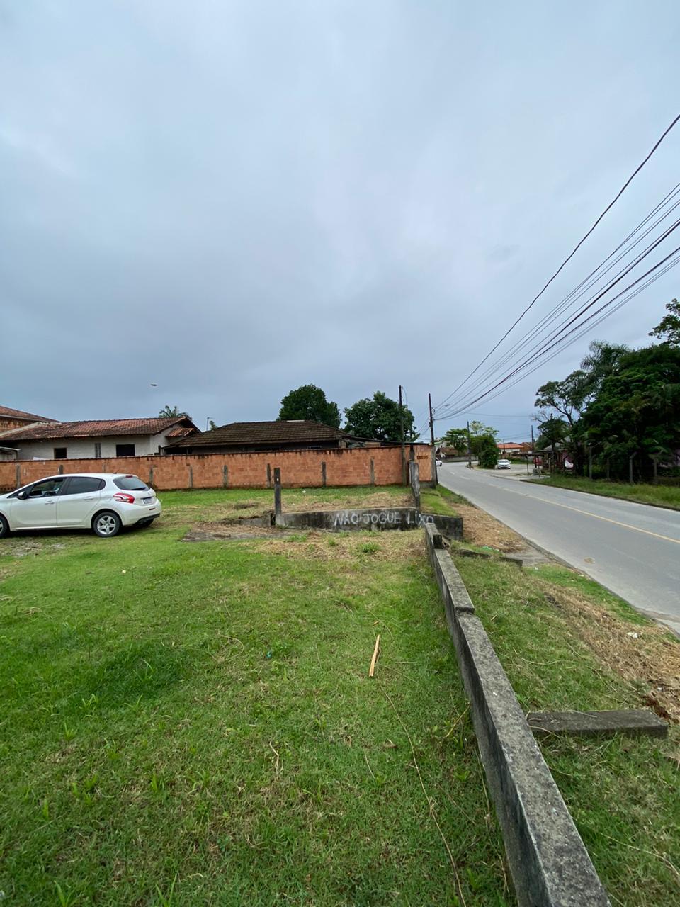 Terreno à Venda em Paranaguamirim - Joinville - Santa Catarina - TERRENO A VENDA EM JOINVILLE