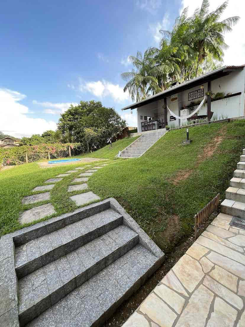 Casa à Venda em Água Verde - Blumenau - Santa Catarina