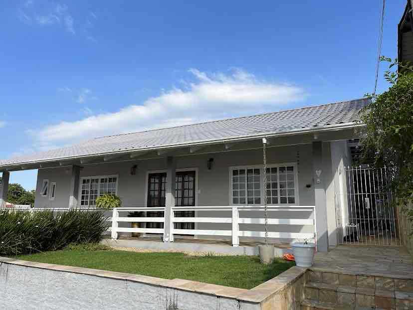 Casa à Venda em Água Verde - Blumenau - Santa Catarina