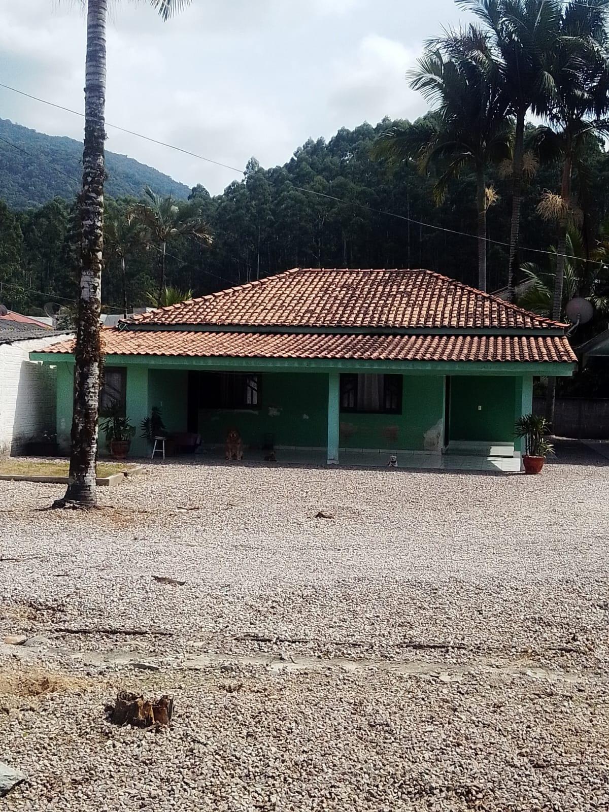 Casa à Venda em Volta Grande - Brusque - Santa Catarina