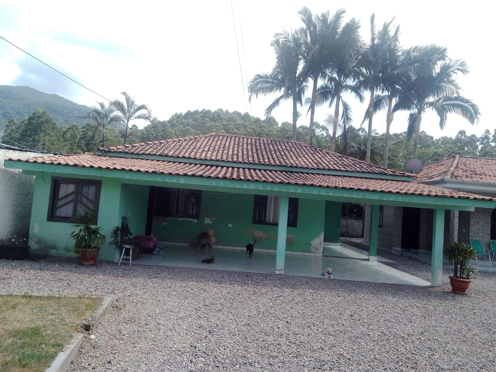 Casa à Venda em Volta Grande - Brusque - Santa Catarina