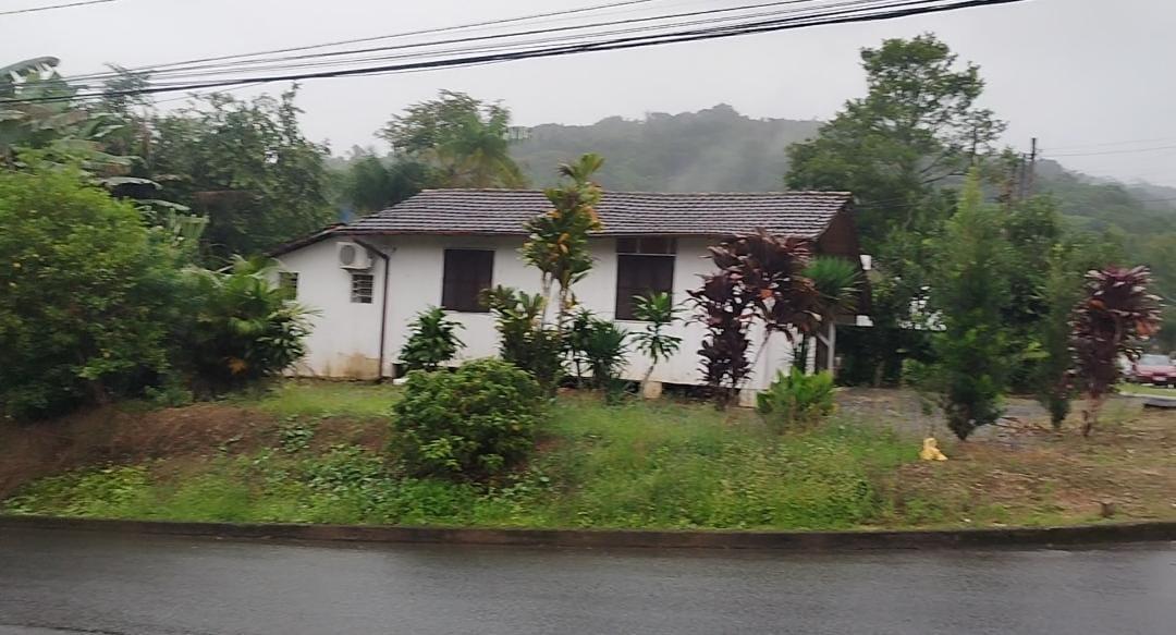 Terreno à Venda em Atiradores - Joinville - Santa Catarina - Terreno a venda no bairro Atiradores em Joinville-