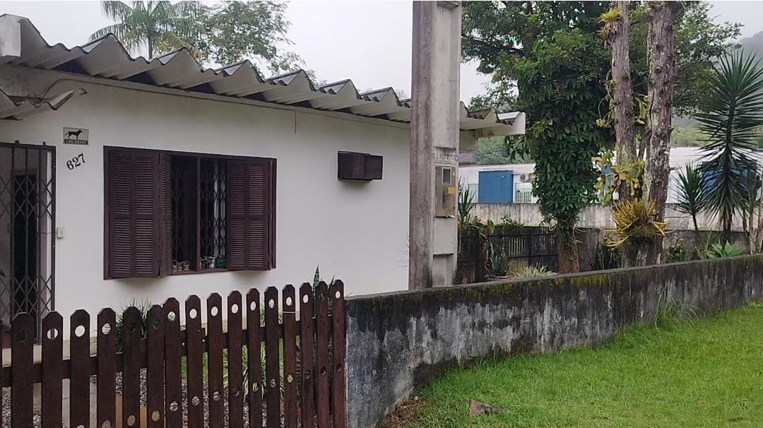 Terreno à Venda em Atiradores - Joinville - Santa Catarina - TERRENO À VENDA - BAIRRO ATIRADORES - JOINVILLE-SC