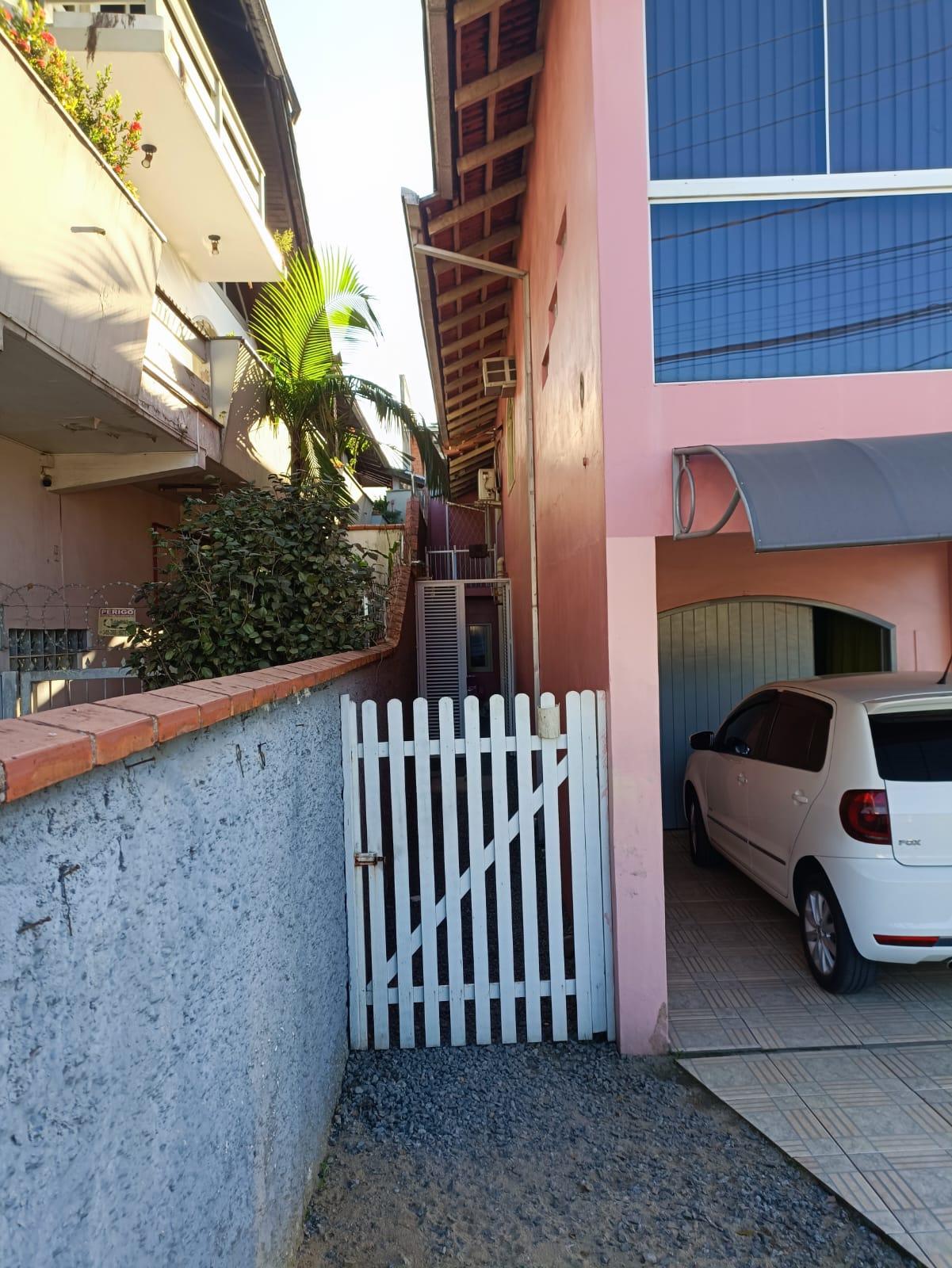 Casa à Venda em Itaum - Joinville - Santa Catarina