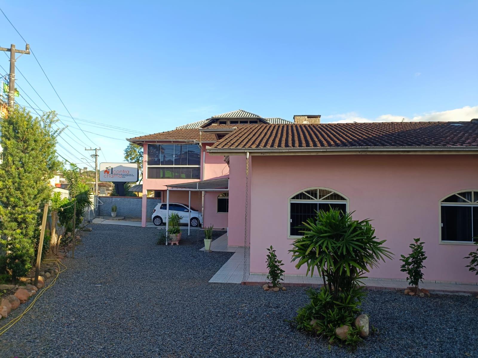 Casa à Venda em Itaum - Joinville - Santa Catarina