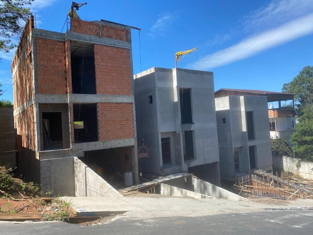 Casa em Condomínio à Venda em Ariribá - Balneário Camboriú - Santa Catarina - Ariribá Houses