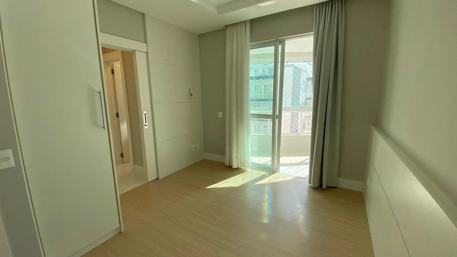Apartamento à Venda em Centro - Balneário Camboriú - Santa Catarina - APARTAMENTO A VENDA EM BALNEARIO CAMBORIU