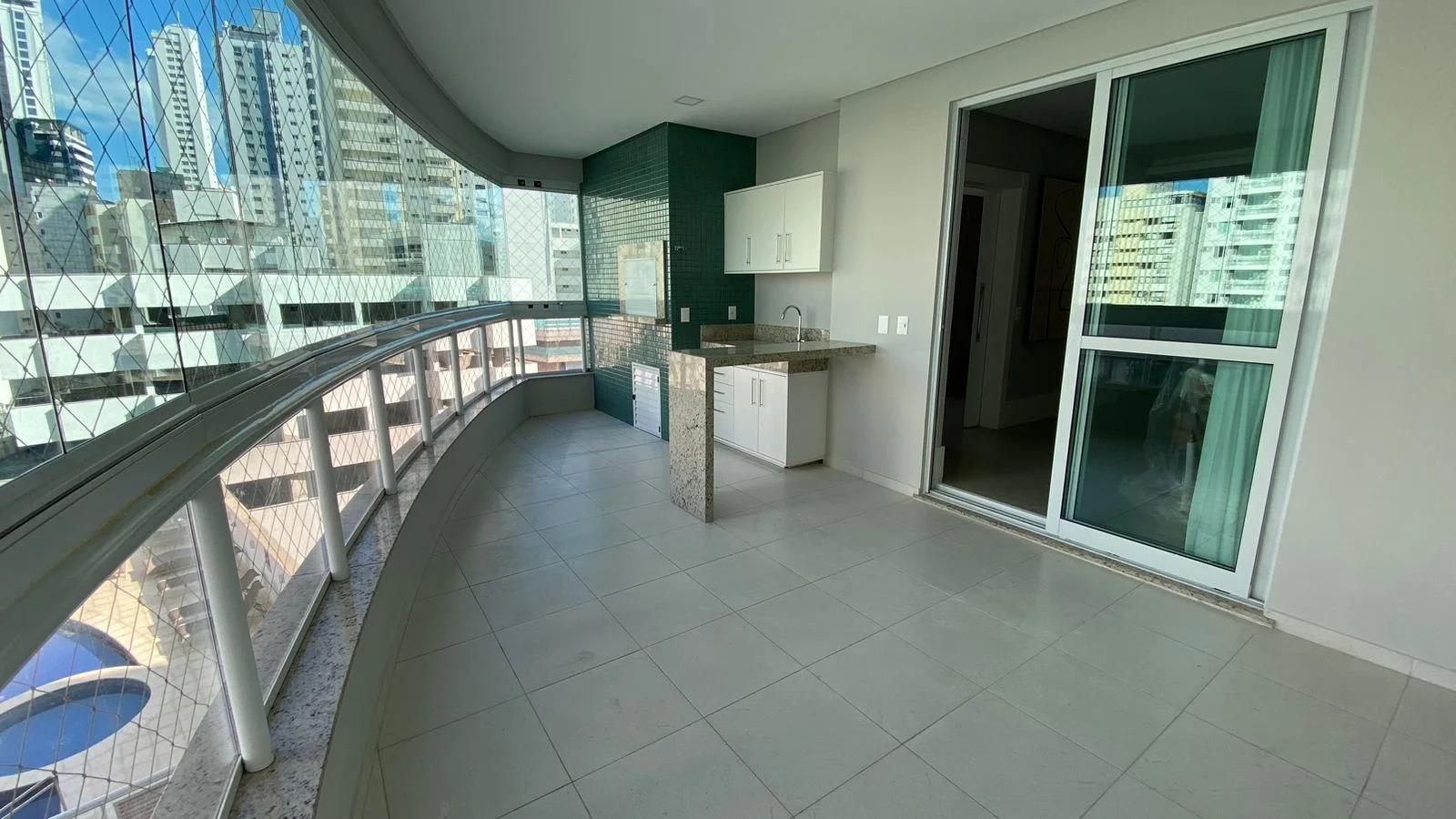 Apartamento à Venda em Centro - Balneário Camboriú - Santa Catarina - APARTAMENTO A VENDA EM BALNEARIO CAMBORIU