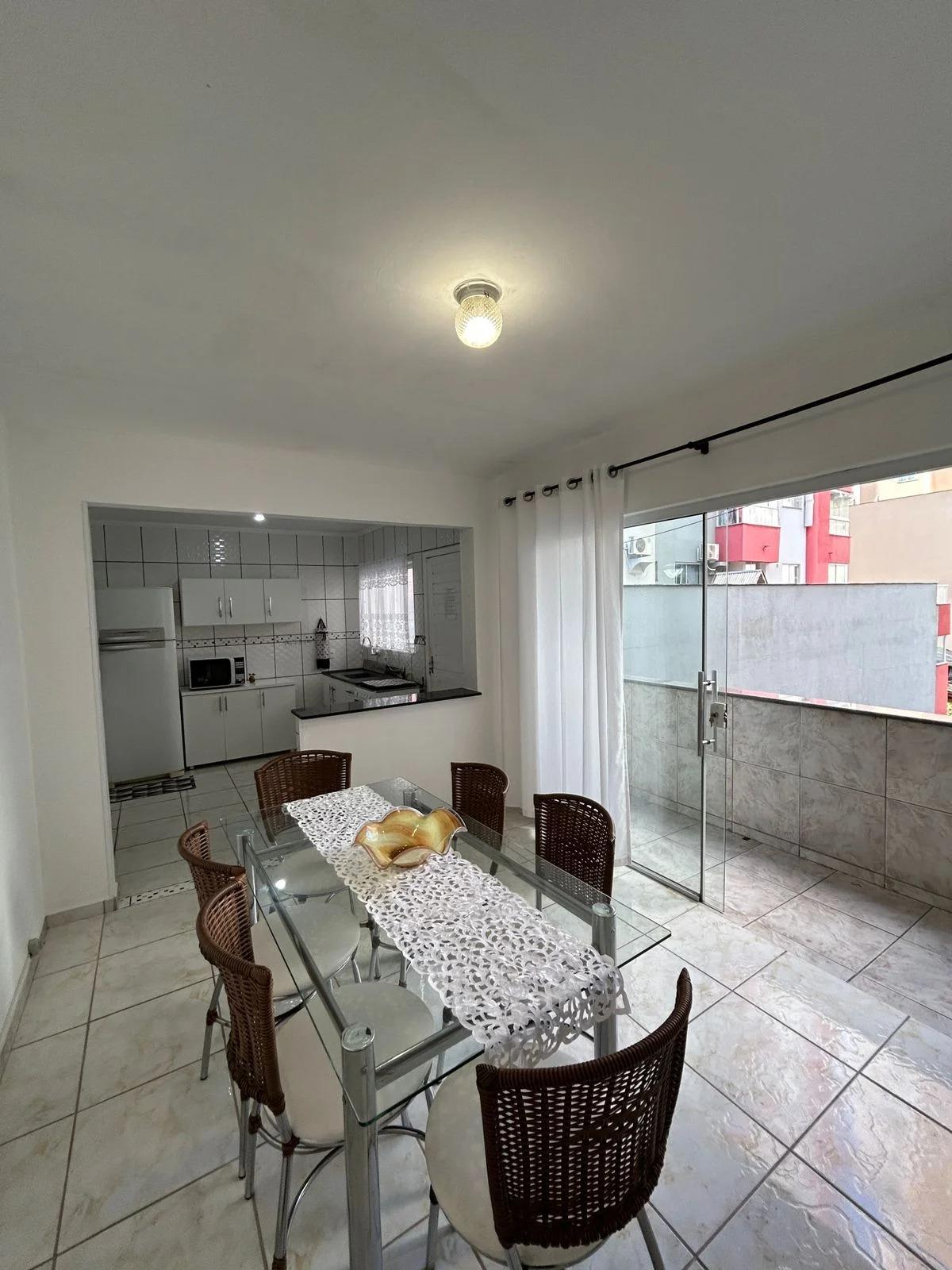 Apartamento à Venda em Meia Praia - Itapema - Santa Catarina - APARTAMENTO A VENDA EM ITAPEMA