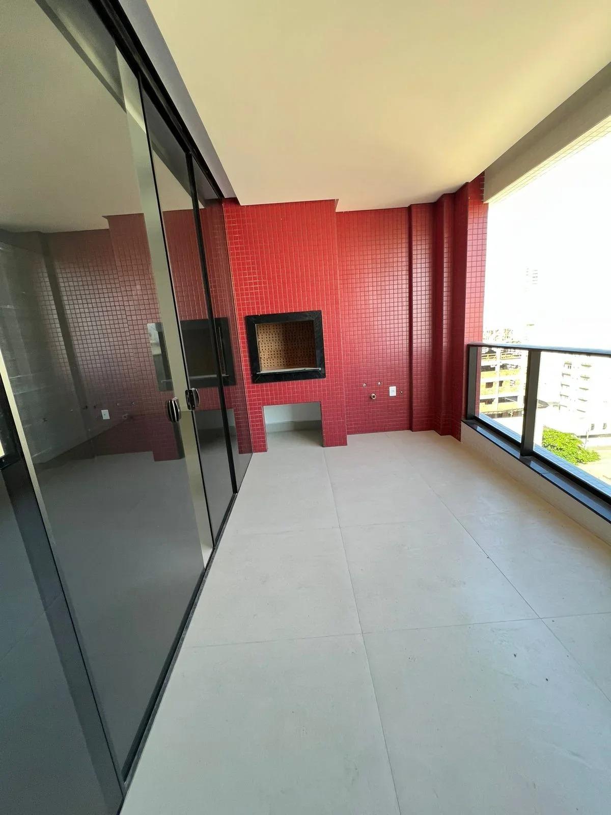 Apartamento à Venda em Meia Praia - Itapema - Santa Catarina - APARTAMENTO A VENDA EM ITAPEMA