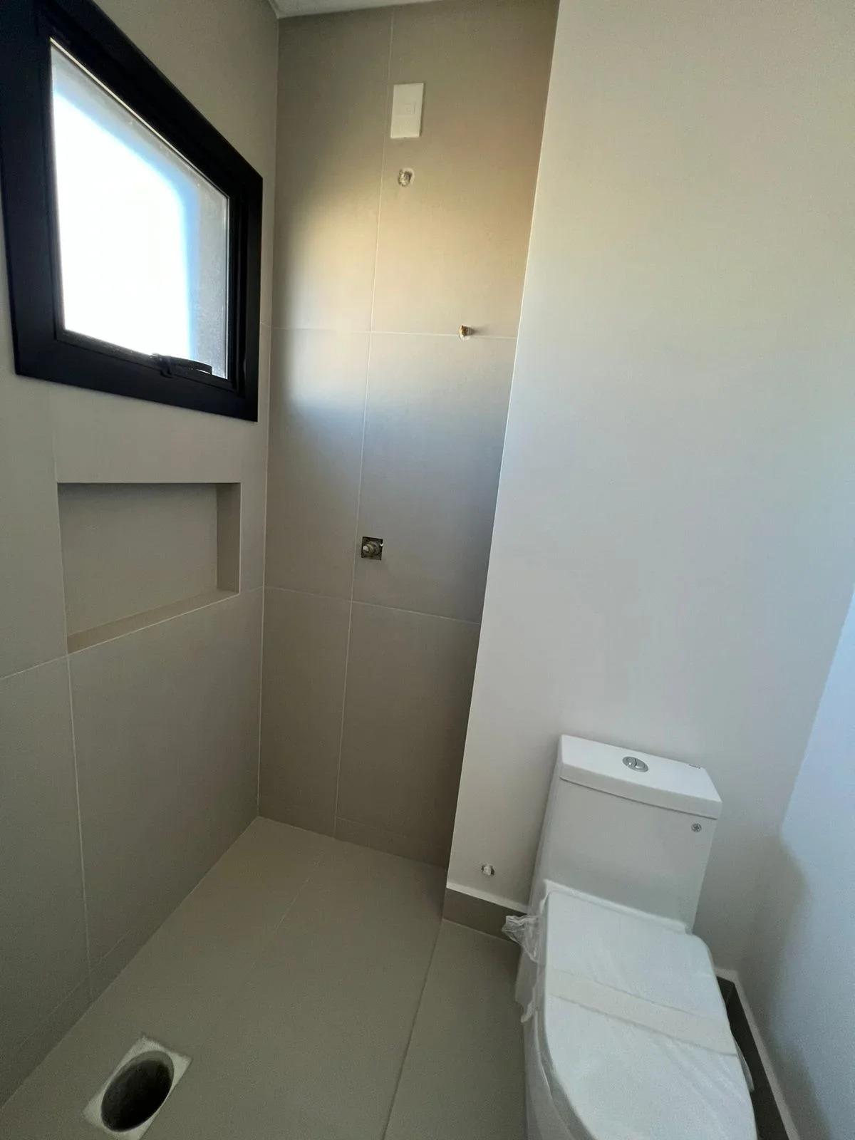Apartamento à Venda em Meia Praia - Itapema - Santa Catarina - APARTAMENTO A VENDA EM ITAPEMA