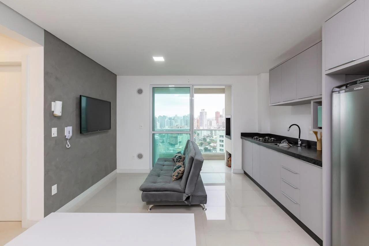 Apartamento à Venda em Meia Praia - Itapema - Santa Catarina - APARTAMENTO A VENDA EM ITAPEMA